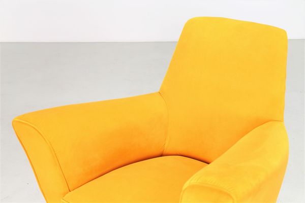 PARISI ICO (1916 - 1996) : Coppia di poltrone  per ISA  - Asta Asta 397 | DESIGN E ARTI DECORATIVE DEL NOVECENTO Online - Associazione Nazionale - Case d'Asta italiane