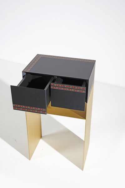 GUPICA : Coppia di comodini Sartorial Couple  - Asta Asta 397 | DESIGN E ARTI DECORATIVE DEL NOVECENTO Online - Associazione Nazionale - Case d'Asta italiane