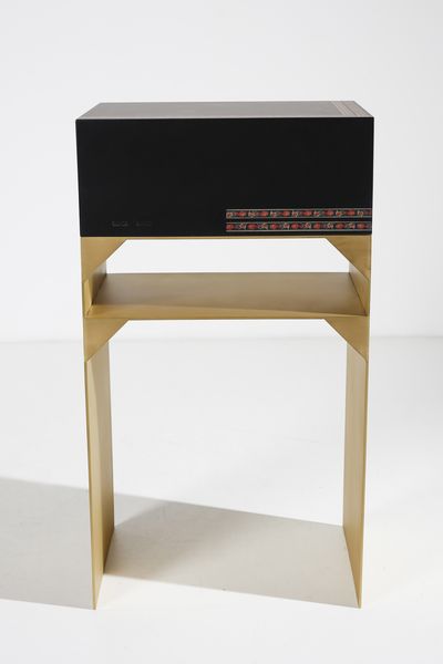 GUPICA : Coppia di comodini Sartorial Couple  - Asta Asta 397 | DESIGN E ARTI DECORATIVE DEL NOVECENTO Online - Associazione Nazionale - Case d'Asta italiane