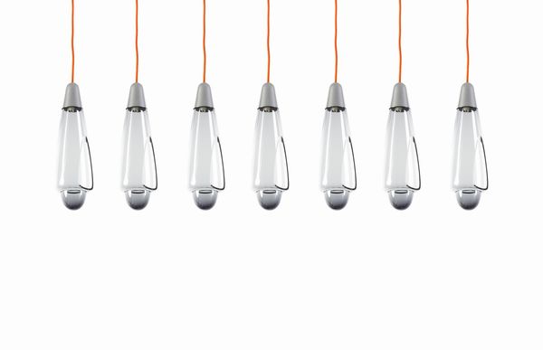 PETROBELLI PAOLA : Sette lampade a sospensione Nido3  - Asta Asta 397 | DESIGN E ARTI DECORATIVE DEL NOVECENTO Online - Associazione Nazionale - Case d'Asta italiane