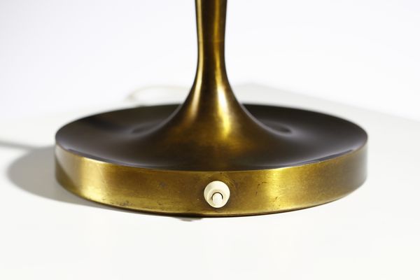 PERZEL JEAN (1892 - 1986) : Lampada da tavolo  - Asta Asta 397 | DESIGN E ARTI DECORATIVE DEL NOVECENTO Online - Associazione Nazionale - Case d'Asta italiane