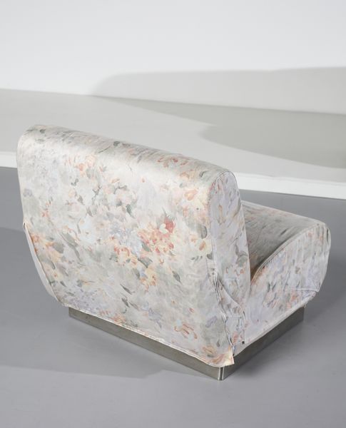 MOSCATELLI GIULIO (1917 - 1994) : Sei poltrone per Formanova  - Asta Asta 397 | DESIGN E ARTI DECORATIVE DEL NOVECENTO Online - Associazione Nazionale - Case d'Asta italiane