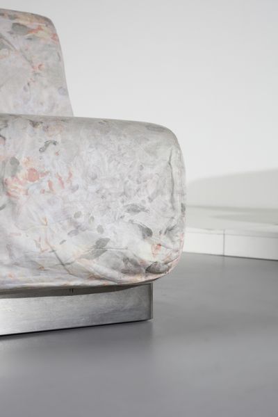 MOSCATELLI GIULIO (1917 - 1994) : Sei poltrone per Formanova  - Asta Asta 397 | DESIGN E ARTI DECORATIVE DEL NOVECENTO Online - Associazione Nazionale - Case d'Asta italiane