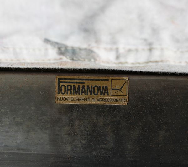 MOSCATELLI GIULIO (1917 - 1994) : Sei poltrone per Formanova  - Asta Asta 397 | DESIGN E ARTI DECORATIVE DEL NOVECENTO Online - Associazione Nazionale - Case d'Asta italiane