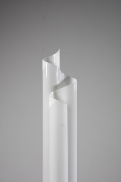 MAGISTRETTI VICO (1920 - 2006) : Lampada da terra Chimera per Artemide  - Asta Asta 397 | DESIGN E ARTI DECORATIVE DEL NOVECENTO Online - Associazione Nazionale - Case d'Asta italiane