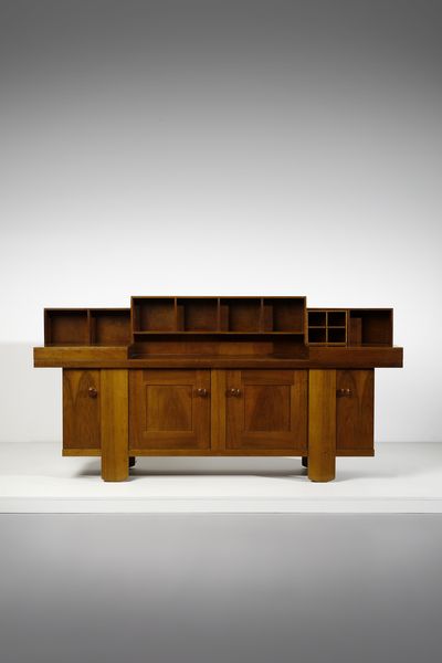 MICHELUCCI GIOVANNI (1891 - 1990) : Credenza con mensola Torbecchia per Poltronova  - Asta Asta 397 | DESIGN E ARTI DECORATIVE DEL NOVECENTO Online - Associazione Nazionale - Case d'Asta italiane
