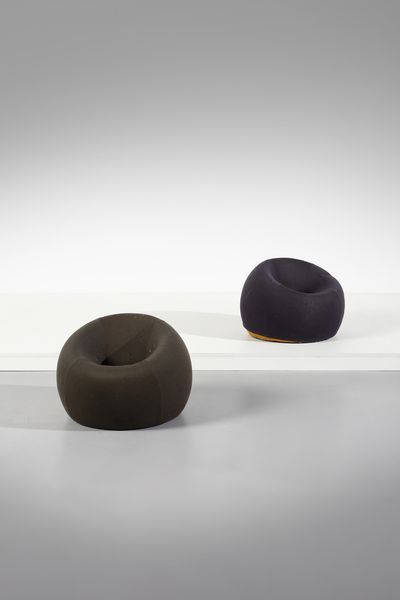 PESCE GAETANO (n. 1939) : Coppia di poltroncine UP3 per B&B  - Asta Asta 397 | DESIGN E ARTI DECORATIVE DEL NOVECENTO Online - Associazione Nazionale - Case d'Asta italiane