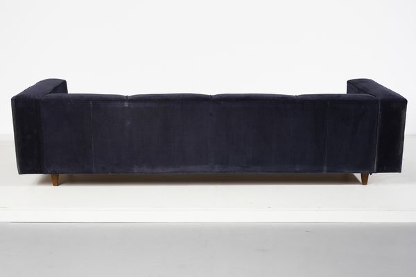 MANIFATTURA ITALIANA : Divano  - Asta Asta 397 | DESIGN E ARTI DECORATIVE DEL NOVECENTO Online - Associazione Nazionale - Case d'Asta italiane