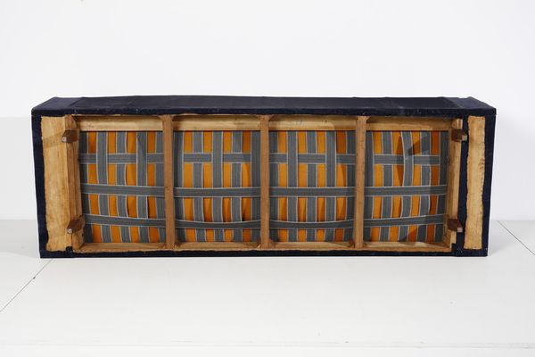 MANIFATTURA ITALIANA : Divano  - Asta Asta 397 | DESIGN E ARTI DECORATIVE DEL NOVECENTO Online - Associazione Nazionale - Case d'Asta italiane