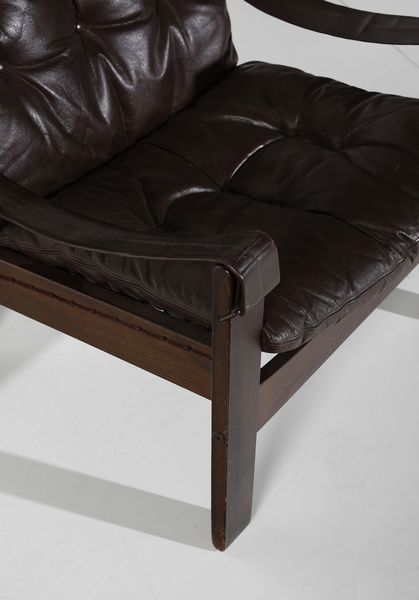 DE SEDE : Coppia di poltroncine  - Asta Asta 397 | DESIGN E ARTI DECORATIVE DEL NOVECENTO Online - Associazione Nazionale - Case d'Asta italiane