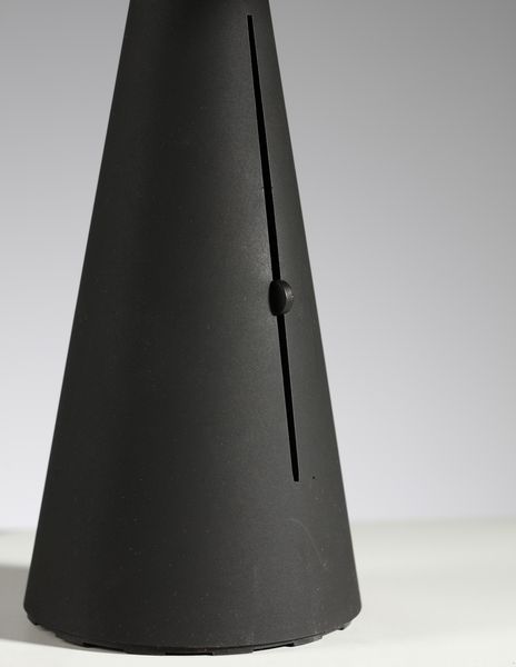 MARIO BARBAGLIA & MARCO COLOMBO : Lampada da tavolo Tabla per Italian Luce  - Asta Asta 397 | DESIGN E ARTI DECORATIVE DEL NOVECENTO Online - Associazione Nazionale - Case d'Asta italiane