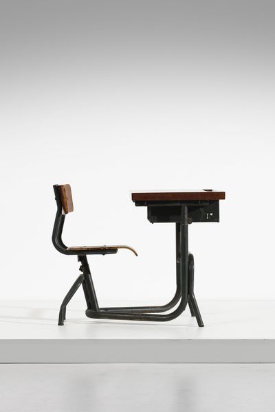 PROUV� JEAN  (1901 - 1984) : attribuito. Banco d' asilo  - Asta Asta 397 | DESIGN E ARTI DECORATIVE DEL NOVECENTO Online - Associazione Nazionale - Case d'Asta italiane