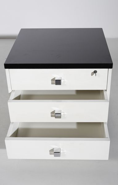 PARISI ICO (1916 - 1996) : Coppia di comodini  - Asta Asta 397 | DESIGN E ARTI DECORATIVE DEL NOVECENTO Online - Associazione Nazionale - Case d'Asta italiane