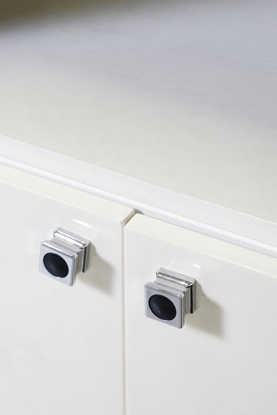 PARISI ICO (1916 - 1996) : Armadio a ponte con divano  - Asta Asta 397 | DESIGN E ARTI DECORATIVE DEL NOVECENTO Online - Associazione Nazionale - Case d'Asta italiane