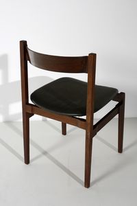 FRATTINI GIANFRANCO (1926 - 2004) : Quattro sedie 101 per Figli di Amedeo Cassina  - Asta Asta 397 | DESIGN E ARTI DECORATIVE DEL NOVECENTO Online - Associazione Nazionale - Case d'Asta italiane