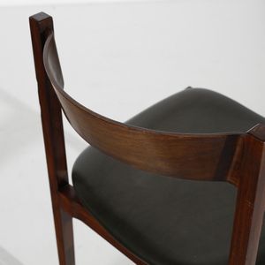 FRATTINI GIANFRANCO (1926 - 2004) : Quattro sedie 101 per Figli di Amedeo Cassina  - Asta Asta 397 | DESIGN E ARTI DECORATIVE DEL NOVECENTO Online - Associazione Nazionale - Case d'Asta italiane