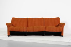 MAGISTRETTI VICO (1920 - 2006) : Divano Caledonia per C&B  - Asta Asta 397 | DESIGN E ARTI DECORATIVE DEL NOVECENTO Online - Associazione Nazionale - Case d'Asta italiane