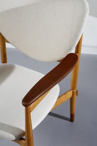 JUHL FINN (1912 - 1989) : Coppia di poltrone per Soren Willadsen, Mobelfabrik  - Asta Asta 397 | DESIGN E ARTI DECORATIVE DEL NOVECENTO Online - Associazione Nazionale - Case d'Asta italiane