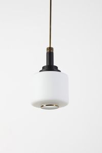 STILNOVO : Coppia di lampade a sospensione  - Asta Asta 397 | DESIGN E ARTI DECORATIVE DEL NOVECENTO Online - Associazione Nazionale - Case d'Asta italiane