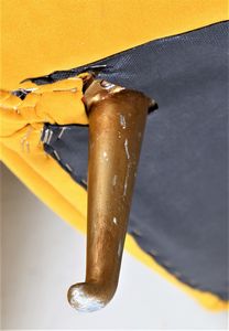 PARISI ICO (1916 - 1996) : Coppia di poltrone  per ISA  - Asta Asta 397 | DESIGN E ARTI DECORATIVE DEL NOVECENTO Online - Associazione Nazionale - Case d'Asta italiane