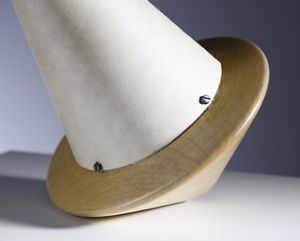 AZUMI SHIN (n. 1965) : Lampada da tavolo Dimming with Movement per Azumi Gran Bretagna  - Asta Asta 397 | DESIGN E ARTI DECORATIVE DEL NOVECENTO Online - Associazione Nazionale - Case d'Asta italiane