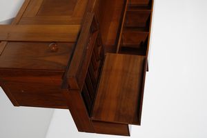 MICHELUCCI GIOVANNI (1891 - 1990) : Credenza con mensola Torbecchia per Poltronova  - Asta Asta 397 | DESIGN E ARTI DECORATIVE DEL NOVECENTO Online - Associazione Nazionale - Case d'Asta italiane