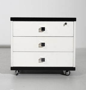 PARISI ICO (1916 - 1996) : Coppia di comodini  - Asta Asta 397 | DESIGN E ARTI DECORATIVE DEL NOVECENTO Online - Associazione Nazionale - Case d'Asta italiane