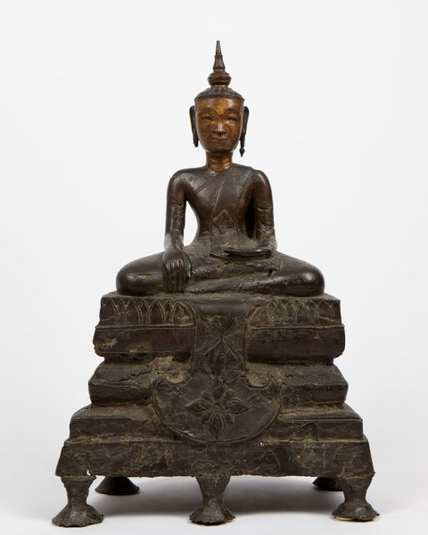 Grande Buddha in bronzo. Laos, inizio secolo XX  - Asta Incanti d'Asia / Arte del sud-est asiatico e Cina - Associazione Nazionale - Case d'Asta italiane