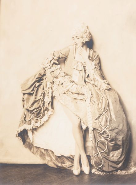 Alfred Cheney Johnstone : Bett Berri, Dancing Star. Ziegfeld  - Asta Fotografia - Associazione Nazionale - Case d'Asta italiane