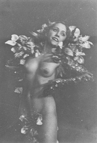 Man Ray : Senza titolo (Nudo)  - Asta Fotografia - Associazione Nazionale - Case d'Asta italiane