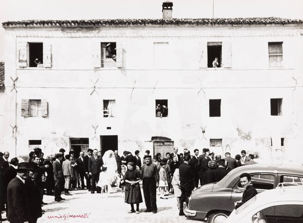 Mario Giacomelli : La buona terra  - Asta Fotografia - Associazione Nazionale - Case d'Asta italiane