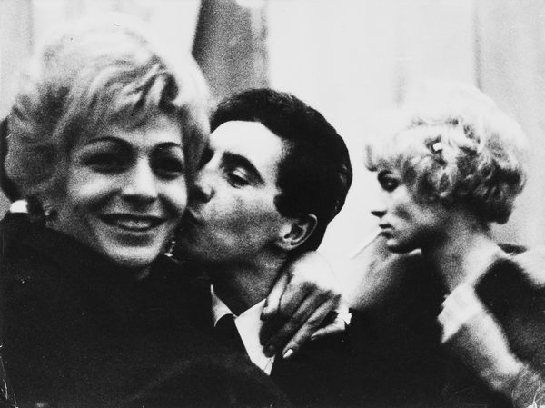 LISETTA CARMI : Dalla serie I travestiti  - Asta Fotografia - Associazione Nazionale - Case d'Asta italiane