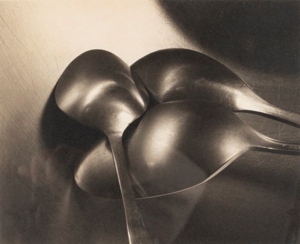 Jan Groover : Still life with spoons #482  - Asta Fotografia - Associazione Nazionale - Case d'Asta italiane