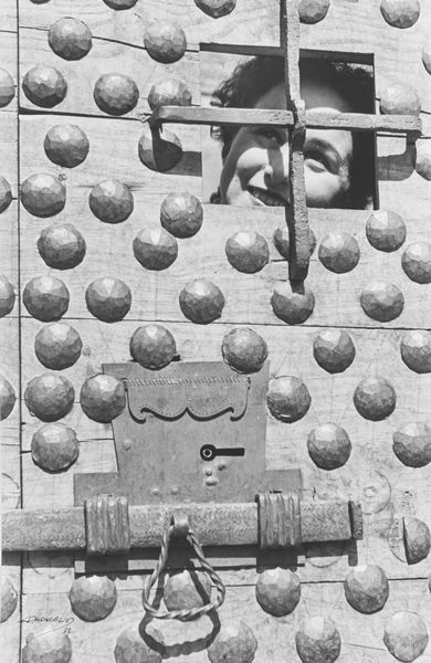 Riccardo Moncalvo : Sguardo furtivo  - Asta Fotografia - Associazione Nazionale - Case d'Asta italiane