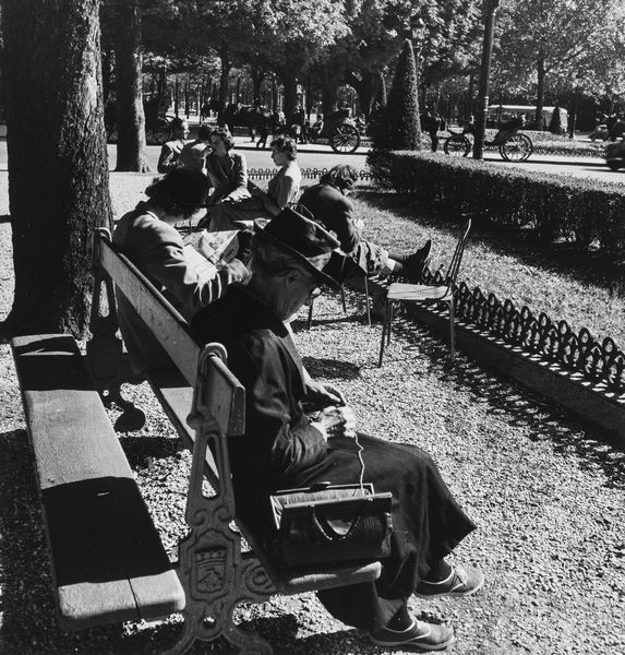 Louis Stettner : Rond-point des Champs Élysées, Paris  - Asta Fotografia - Associazione Nazionale - Case d'Asta italiane