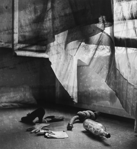 Dora Maar : Composition au pied de la fenêtre  - Asta Fotografia - Associazione Nazionale - Case d'Asta italiane