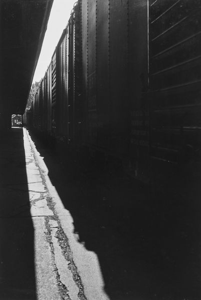 Louis Stettner : Saratoga train station, New York  - Asta Fotografia - Associazione Nazionale - Case d'Asta italiane