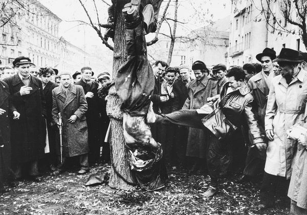Mario de Biasi : Budapest  - Asta Fotografia - Associazione Nazionale - Case d'Asta italiane