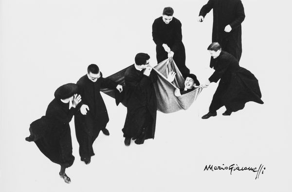 Mario Giacomelli : Io non ho mani che mi accarezzino il volto  - Asta Fotografia - Associazione Nazionale - Case d'Asta italiane
