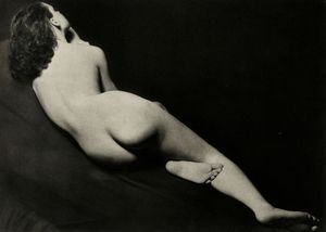 BRASSA [PSEUD. DI DODGSON CHARLES LUTWIDGE] : Etudes de Nus. 24 photographies...  - Asta Libri, autografi e manoscritti - Associazione Nazionale - Case d'Asta italiane