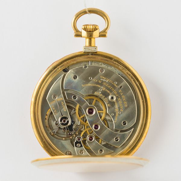 Patek Philippe, orologio da taschino, dress watch, cassa in oro 18 kt, con decorazioni smaltate  su fronte e retro, movimento con scappamento ad ancora, 1935 circa, gr 73, 44 mm  - Asta Pocket Watches - Associazione Nazionale - Case d'Asta italiane