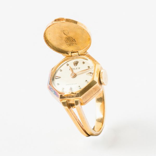 Rolex, anello con orologio, 1950 circa, carica manuale, in oro 18 kt, gr 8, da revisionare  - Asta Pocket Watches - Associazione Nazionale - Case d'Asta italiane