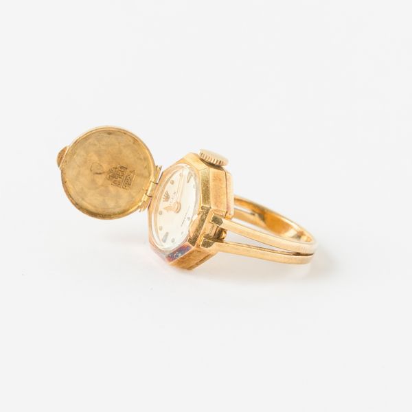 Rolex, anello con orologio, 1950 circa, carica manuale, in oro 18 kt, gr 8, da revisionare  - Asta Pocket Watches - Associazione Nazionale - Case d'Asta italiane