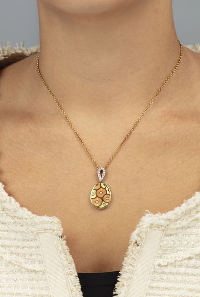 Fabergé. Pendente con smalti policromi e diamanti  - Asta Gioielli - Associazione Nazionale - Case d'Asta italiane