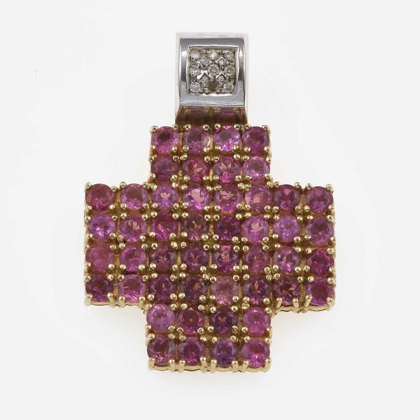 Pendente croce con corindoni e diamanti  - Asta Gioielli - Associazione Nazionale - Case d'Asta italiane