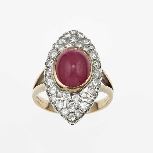 Anello con rubino taglio cabochon e diamanti  - Asta Gioielli - Associazione Nazionale - Case d'Asta italiane