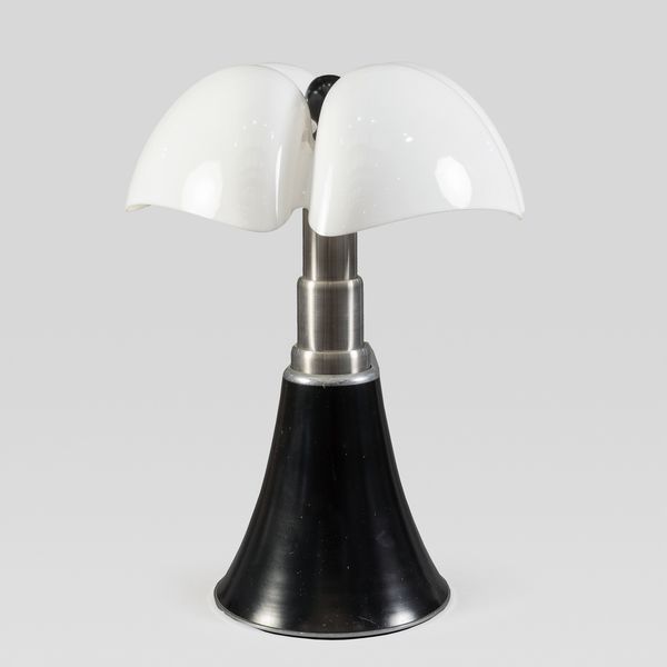 Gae Aulenti, prod. Martinelli Luce  - Asta Design e Arti Decorative del '900 - Associazione Nazionale - Case d'Asta italiane