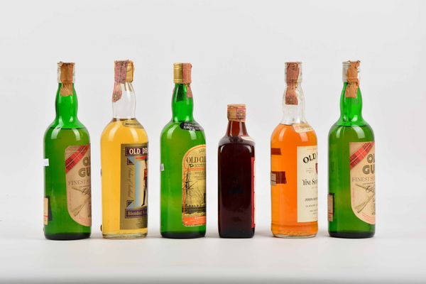Old Guns, Old Dragoon, Old Clipper, Old Harvey, Old Mull, Scotch Whisky  - Asta Whisky & Co. - Associazione Nazionale - Case d'Asta italiane