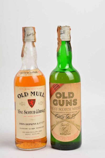 Old Guns, Old Dragoon, Old Clipper, Old Harvey, Old Mull, Scotch Whisky  - Asta Whisky & Co. - Associazione Nazionale - Case d'Asta italiane