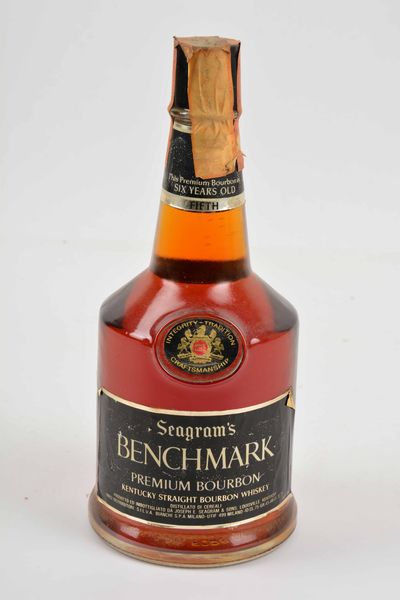 Seagram's Benchmark 1974, Premium Bourbon  - Asta Whisky & Co. - Associazione Nazionale - Case d'Asta italiane